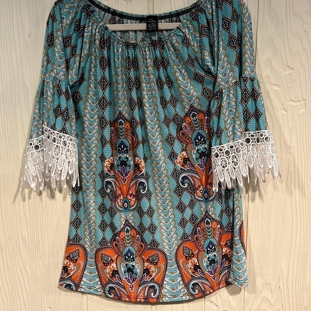WIN WIN BOHO HALF SLEEVE LACE TUNIC SIZE  S/M